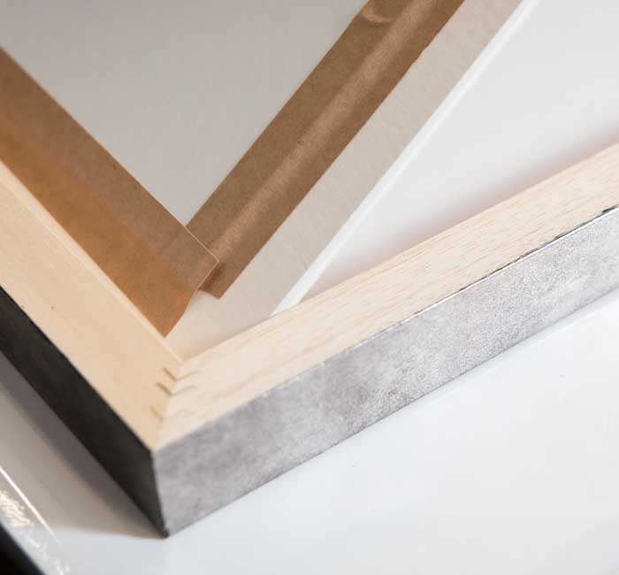 bespoke frame 700